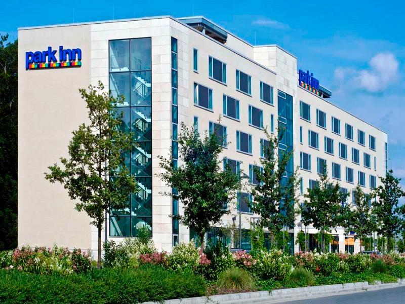 Park Inn By Radisson Frankfurt Airport Франкфурт-на-Майне Экстерьер фото